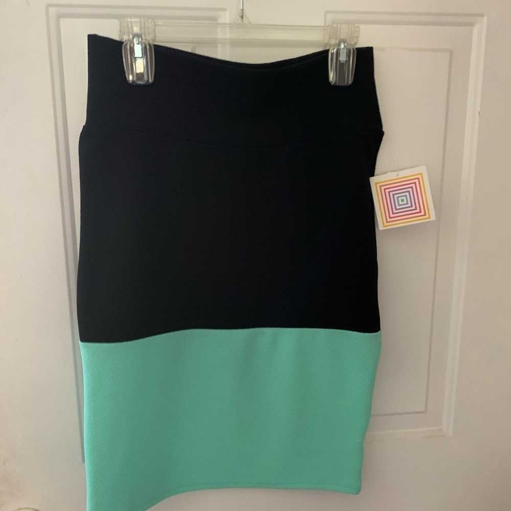 Lularoe skirt